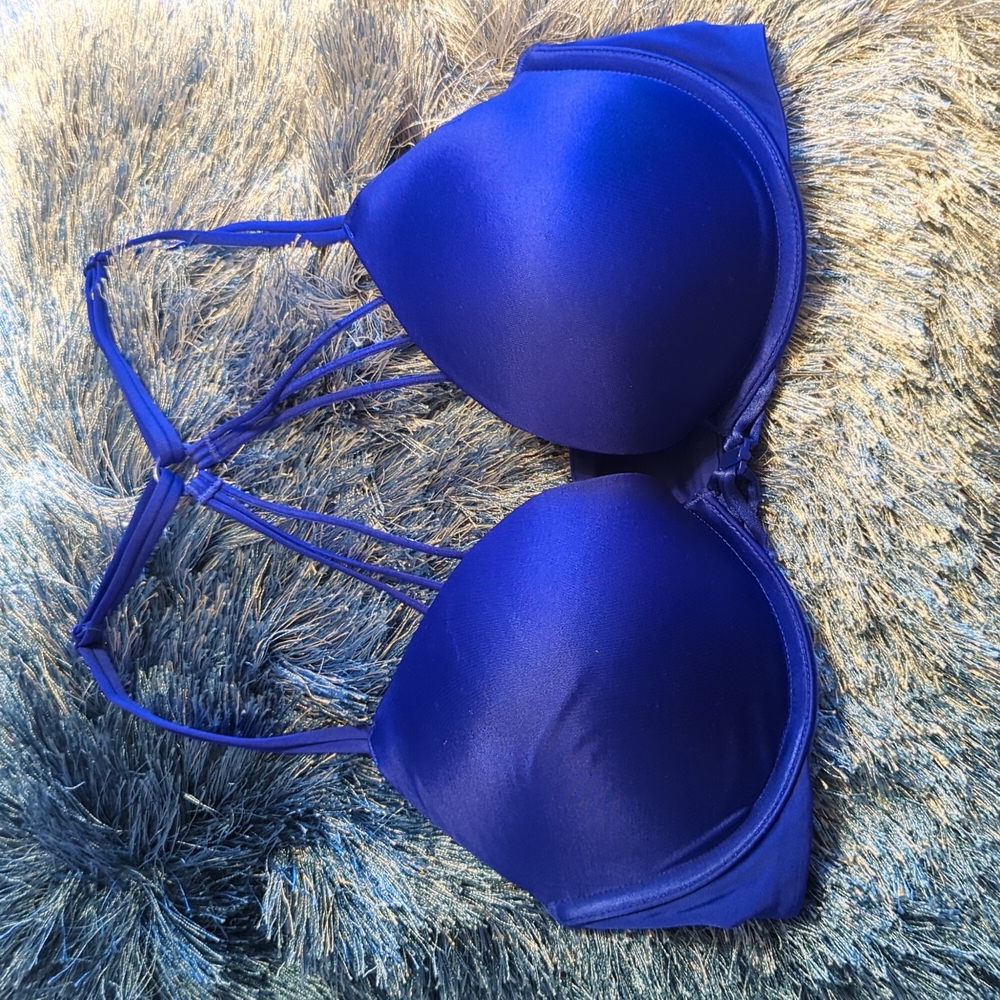Very sexy push-up bra